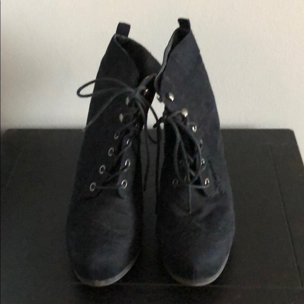 Lace up black wedge booties size 9